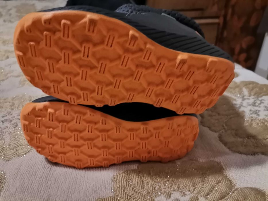 Бебешки ботушки  Adidas размер 23