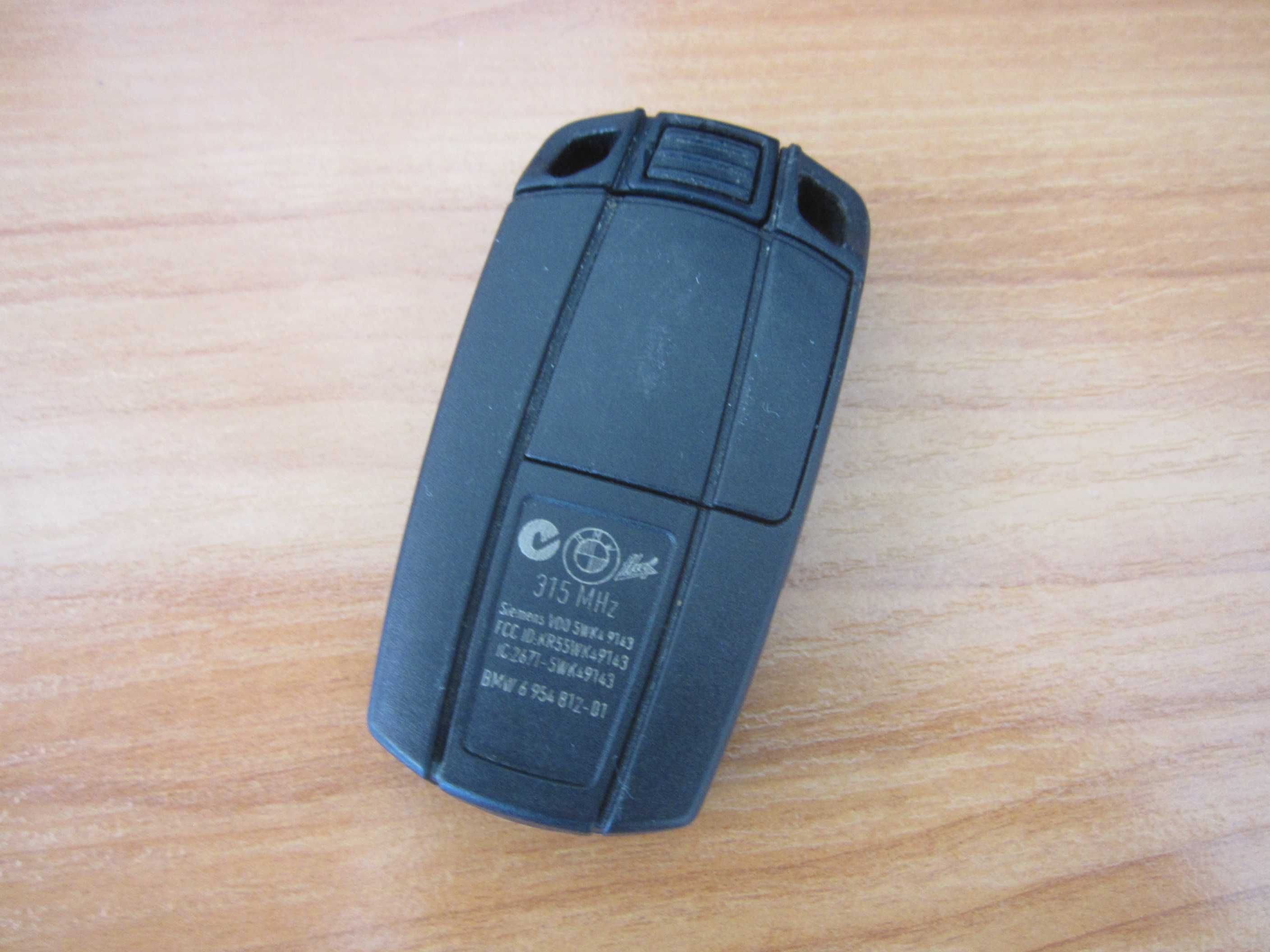 Bmw автоключ Kr55wk49143 3 Buttons