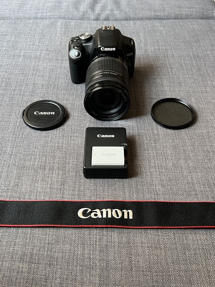 Canon 500D с обектив Canon 18-200mm ПОСОЧЕНАТА ЦЕНА НЕ Е ИСТИНСКА