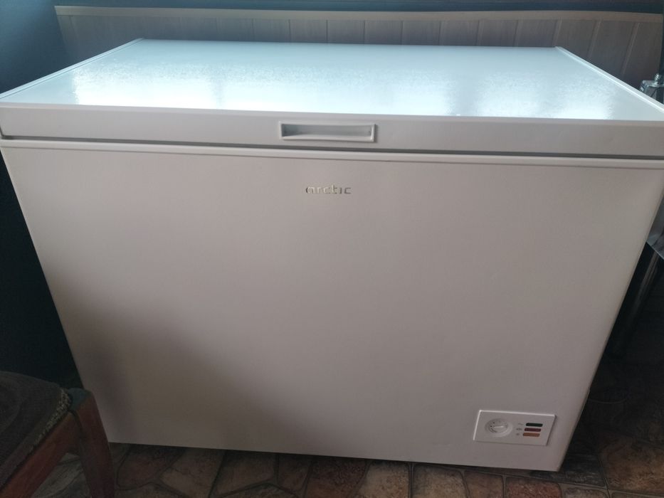 Lada frigorifica Arctic 230L