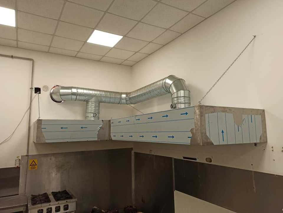 Montaj hota inox restaurant / fast food si tubulatura de ventilatie