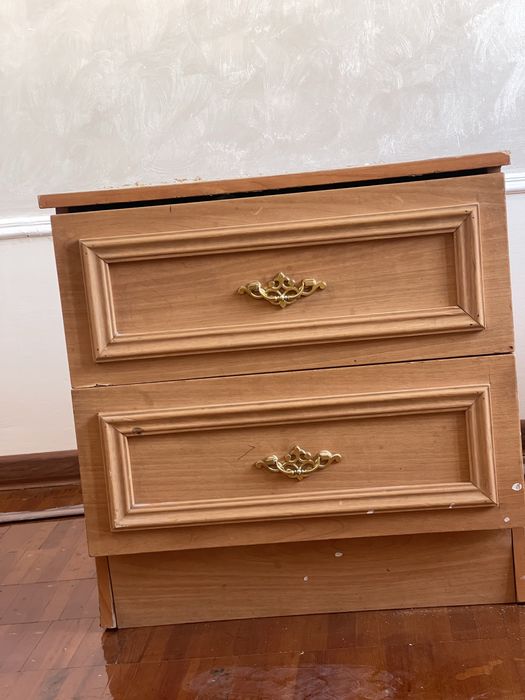 Тумбочки 2 штуки