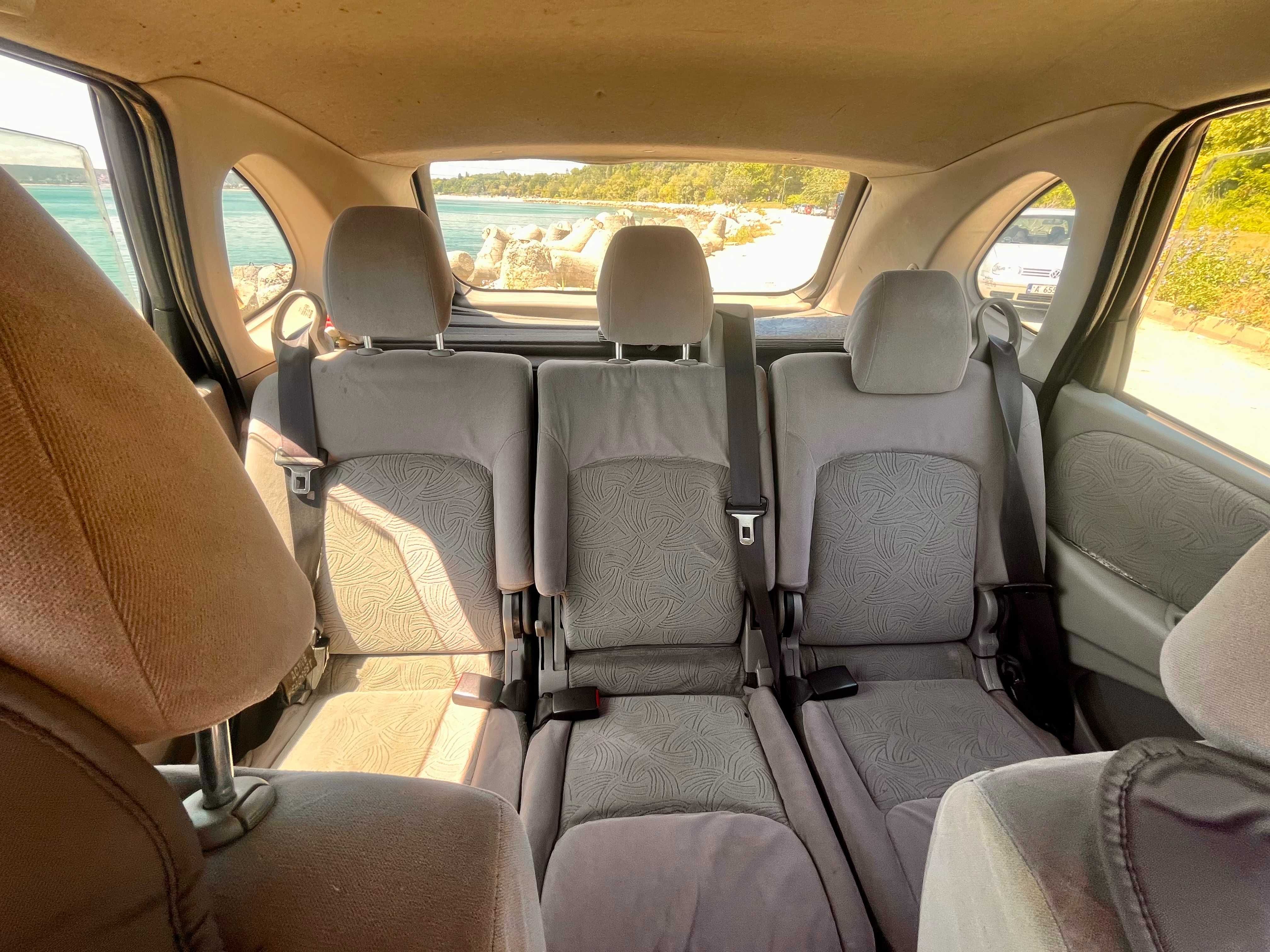 Автомобил NISSAN Almera Tino