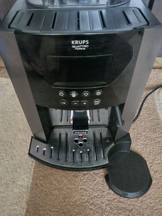 Expressor / espressor Krups EA819E10 original perfect funcțional