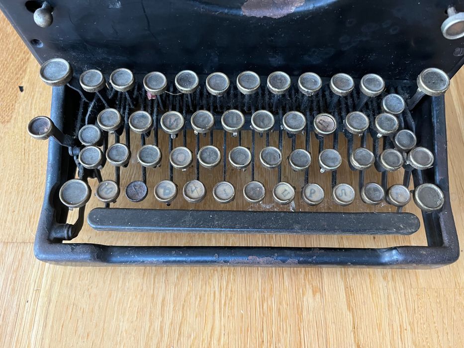 Пишеща машина Royal 10 за части
