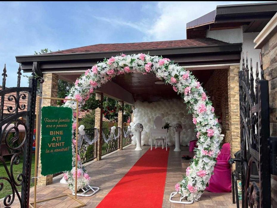 Inchiriere corturi, mese, scuane, vesela, arajamente pentru Evenimente