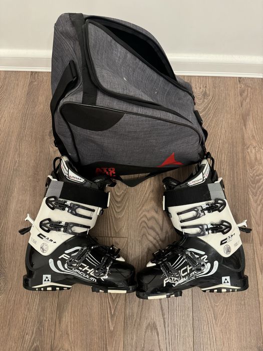 Clapari ski schi barbati 26,5 ( 41 42 ) Fischer Vacum 13+ flex 130