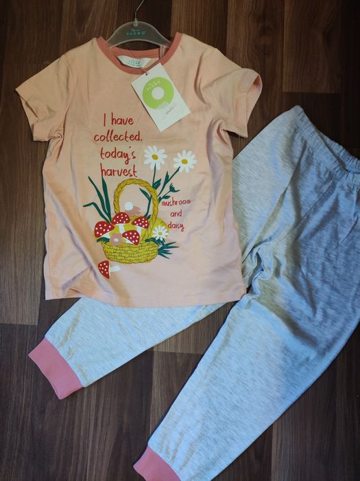 Pijama fetițe noua 104/110cm ( 4-5 ani)
