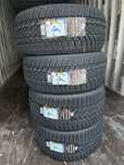 Зимен Спорт Пакет ARIVO 245/35R20 275/30R20 НОВ DOT 2453520  2753020