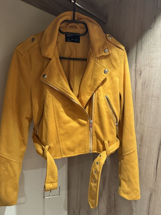 Велурено яке Bershka