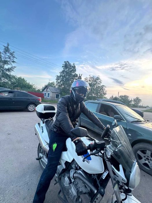 Мотоцикл Honda CB-600 HORNET