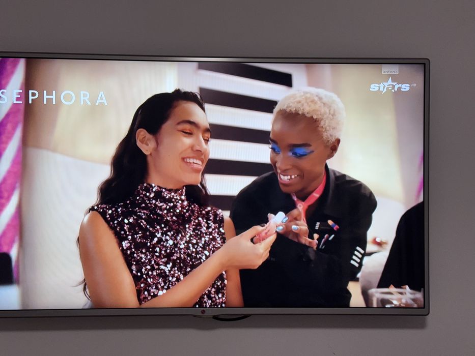 Tv LG diagonala 119 cm