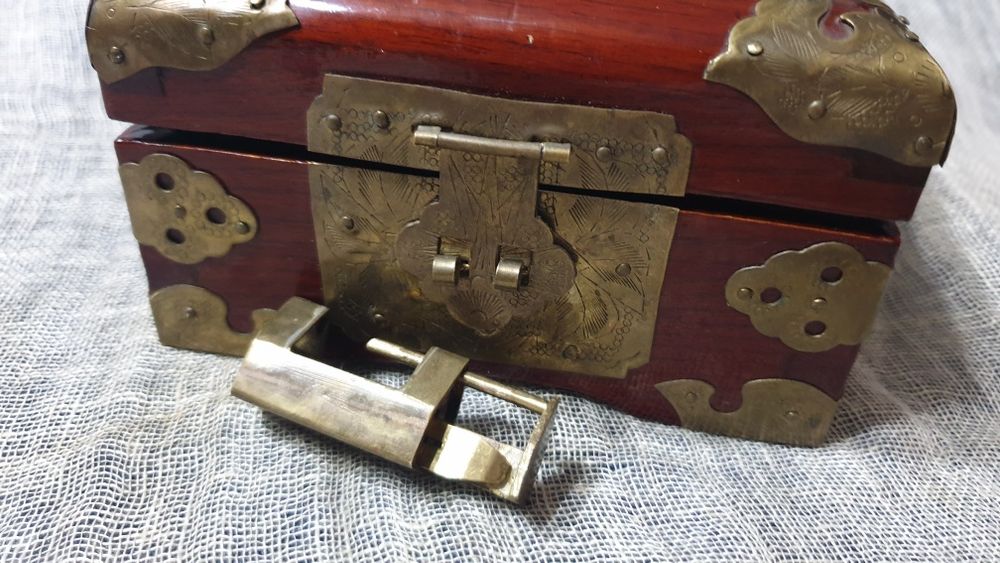 Кутии за бижута.