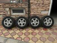 4 бр. зимни гуми Bridgestone 215/70R16 с джанти, цена 400 лв.