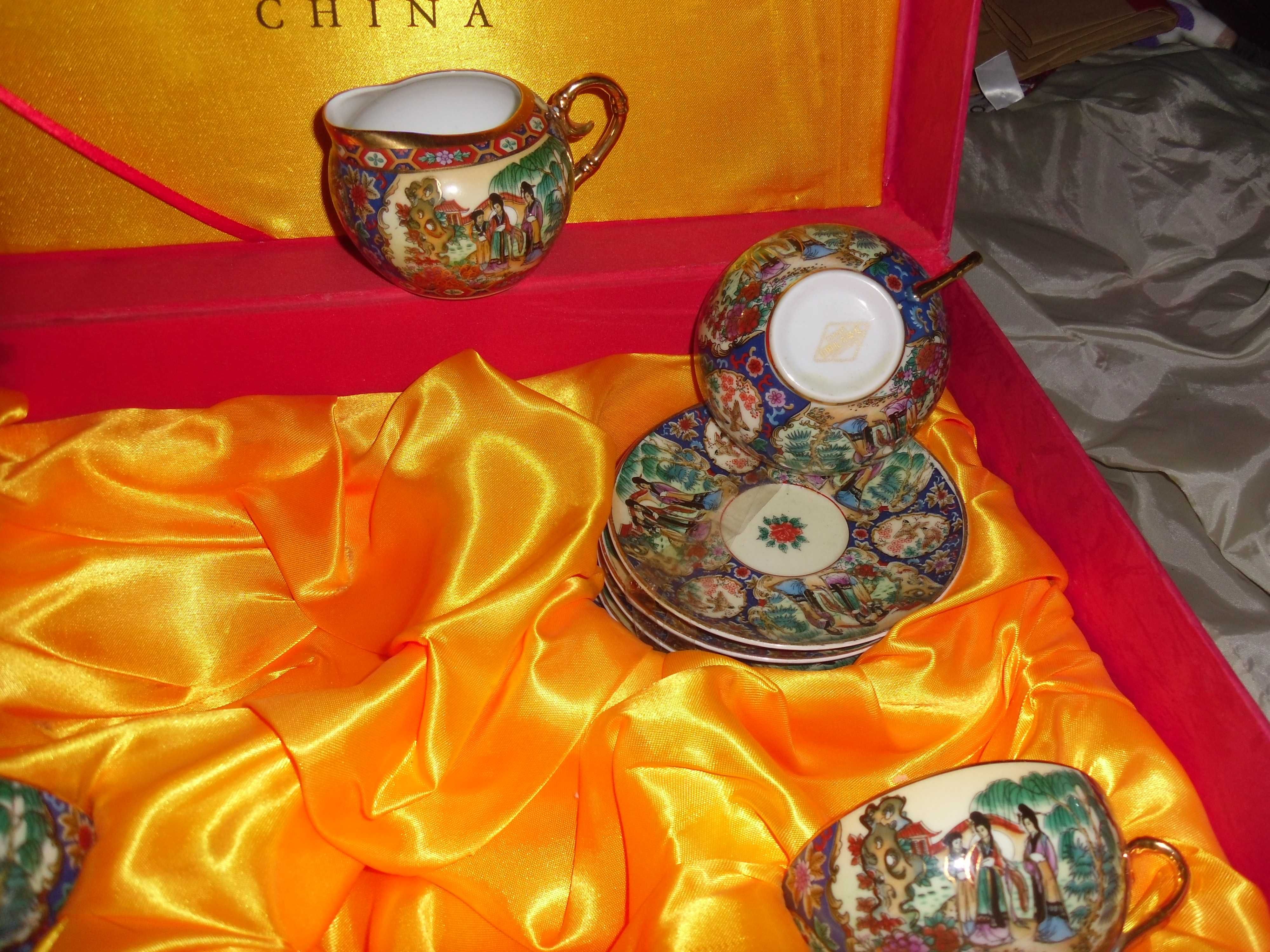 Set chinezesc vechi pt ceai ,in valiza