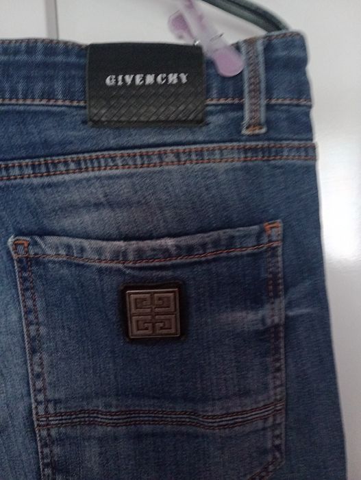 Дънки,маркови,запазени без никакви забележки