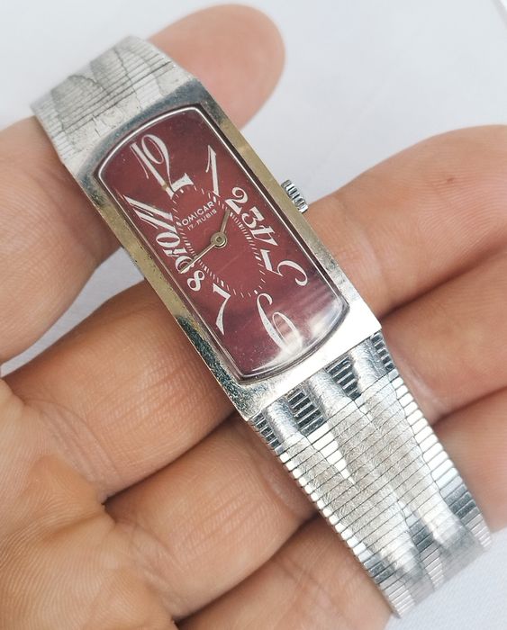 Ceas de damă vintage Omicar mecanic, 17 bijuterii, fabricat în Elveția