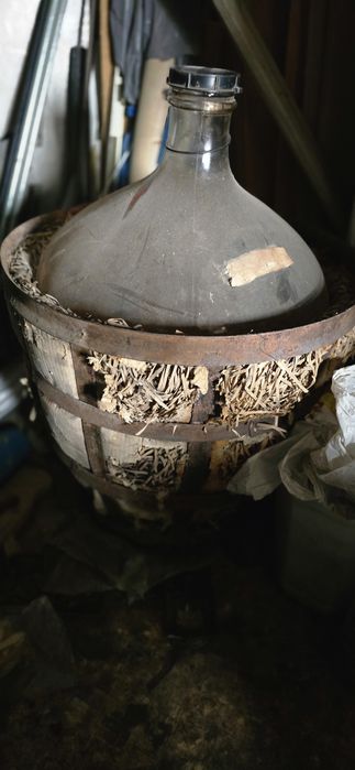 Бутыль огромная тара