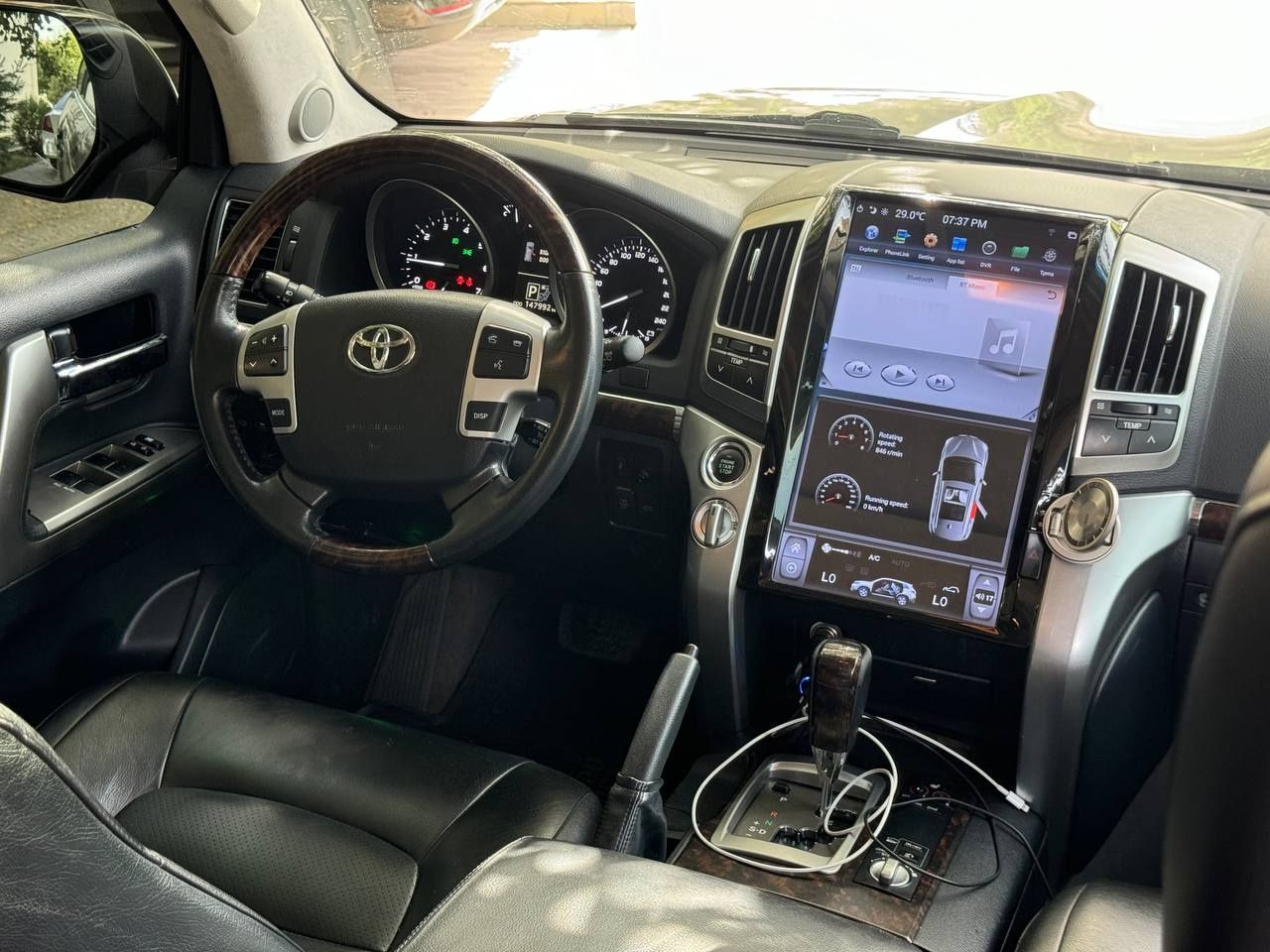 Toyota Land Cruiser 200 V 8. Аренда. с. выкуп