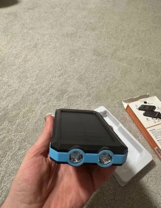 Baterie solara externa 20000 mah NOUA