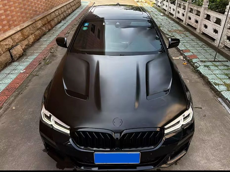 Тунинг преден капак BMW G30 M5 CS