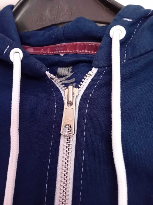 Оригинално горнище с качулка Nike