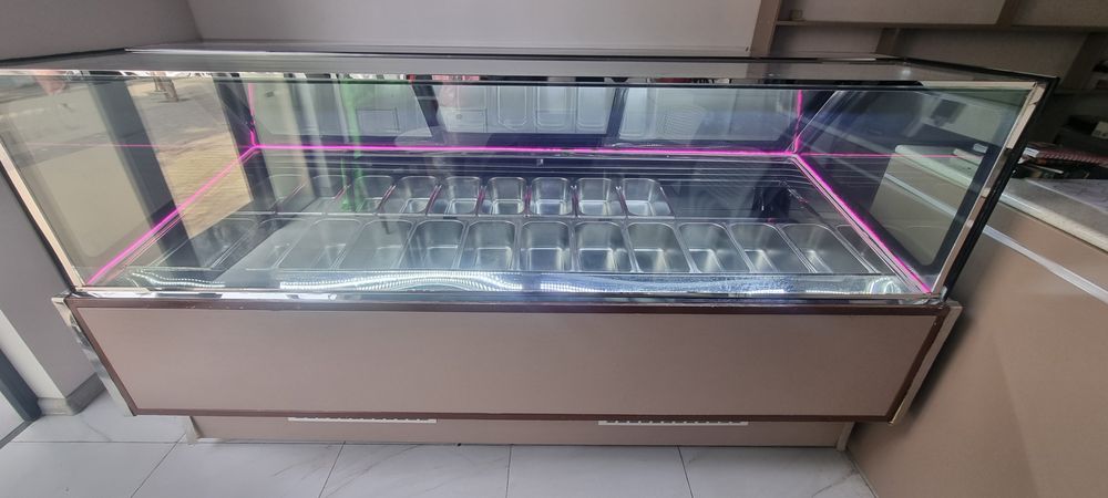 Холодильник для мороженного/Витрина холодильник продается, Sotiladi