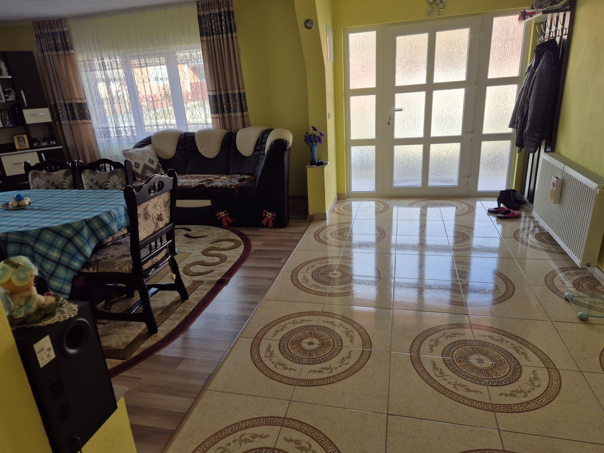 Casa de vanzare la 7 km de oraș