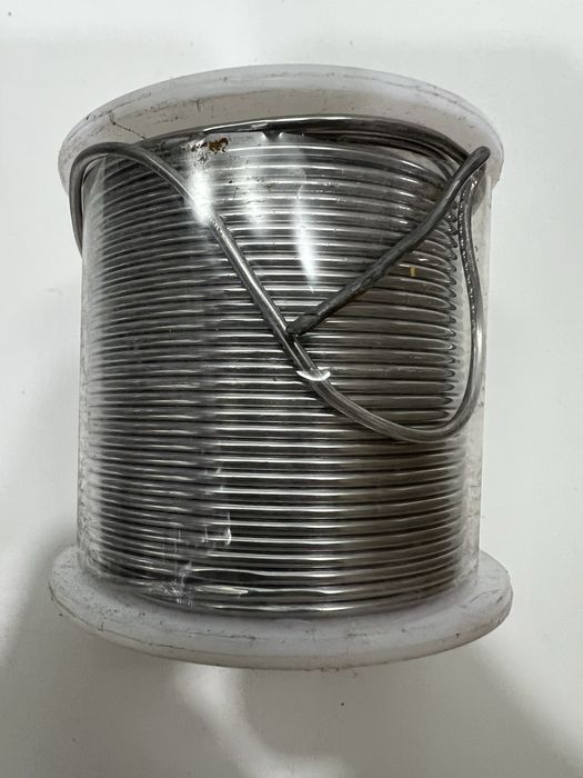 олово или припой  для пайки