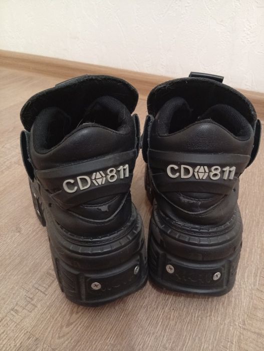 Нью роки, CD 811