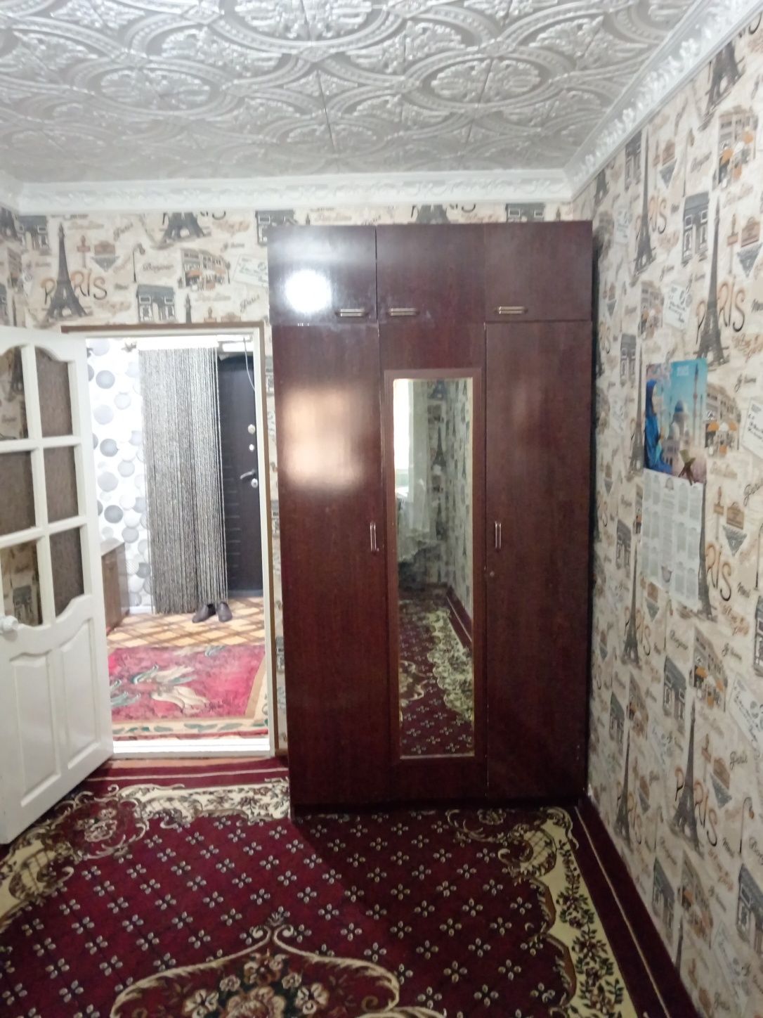 Зарафшон шаҳрида 2 хоналик квартира ижарага берилади
