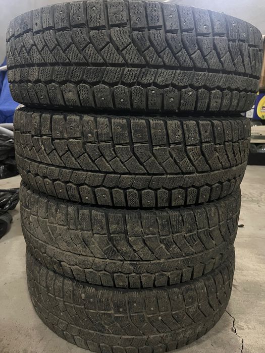 Зимние шины 185/65/15