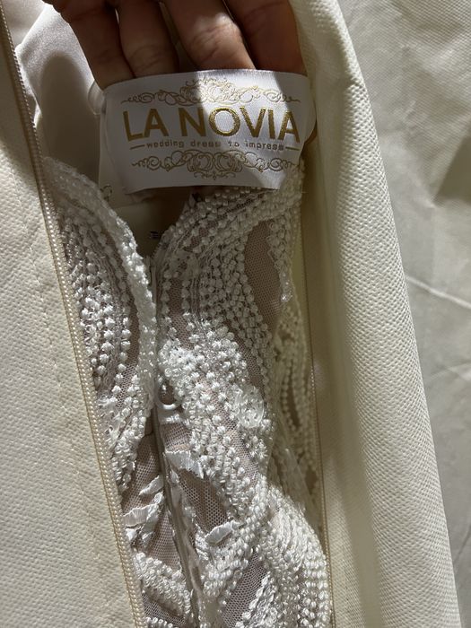 Rochie de mireasa La Novia