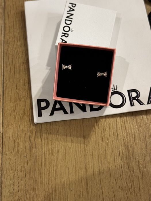 Пандора обеци Pandora