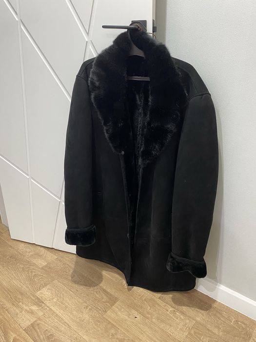 Продам дубленку новую.