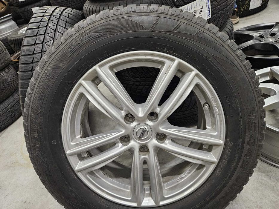 Set 2 Anvelope IARNA 225.65.17 'Falken' ; stare foarte buna