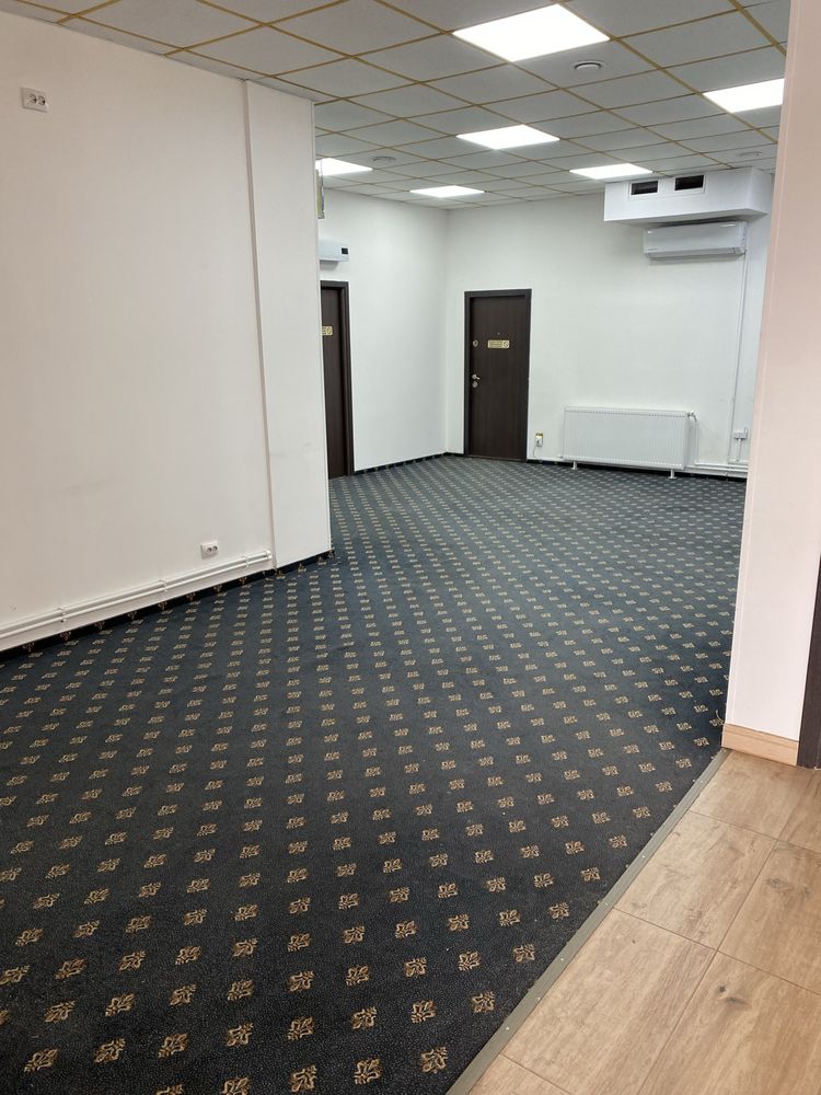 Inchiriez spatiu zona Bucsinescu 1750 euro