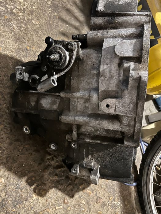 Скоростна кутия от Golf 5 2.0 140 4x4