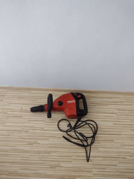 Picamer, demolator Hilti TE 700 AVR