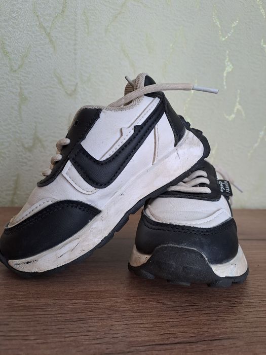 Деские кросовки на мальчика