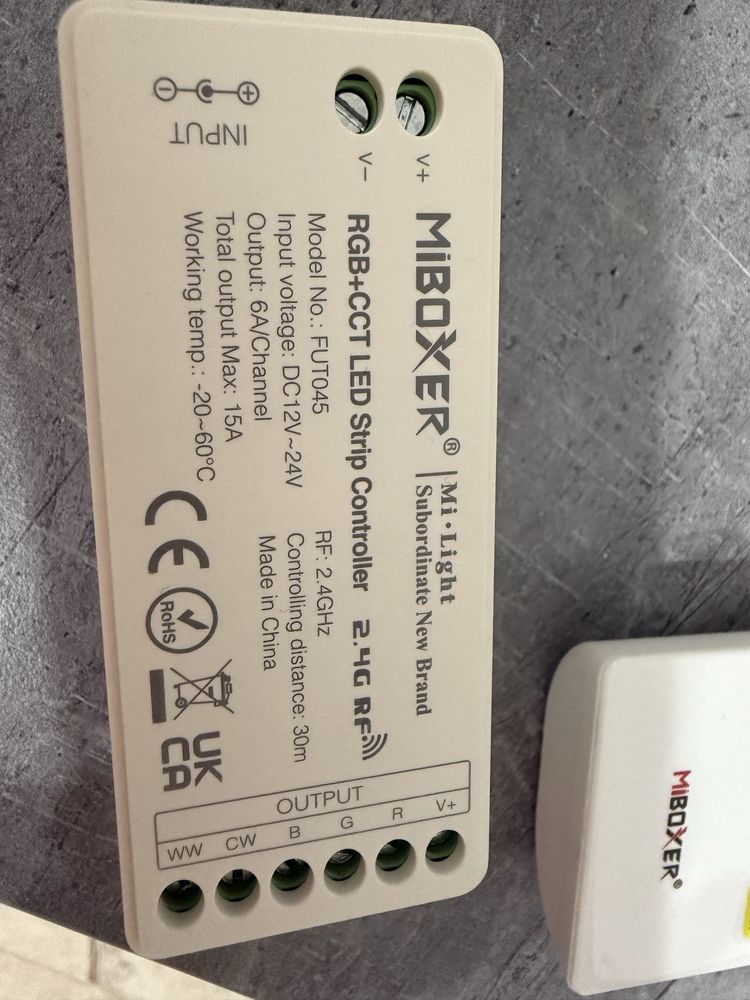 MiBoxer Controller FUT045 si Telecomanda smart FUT088