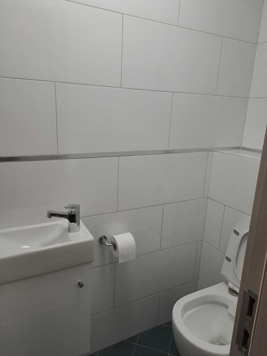 Дава се под наем Тристаен апартамент в Пловдив, Център - 90 кв.м за 765 € - Снимка #11