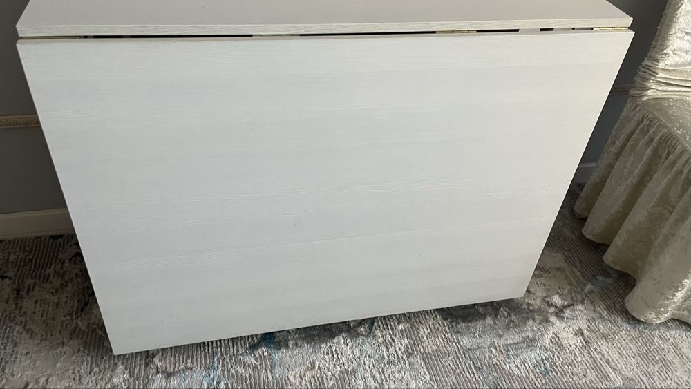 Продам стол книжка б/у