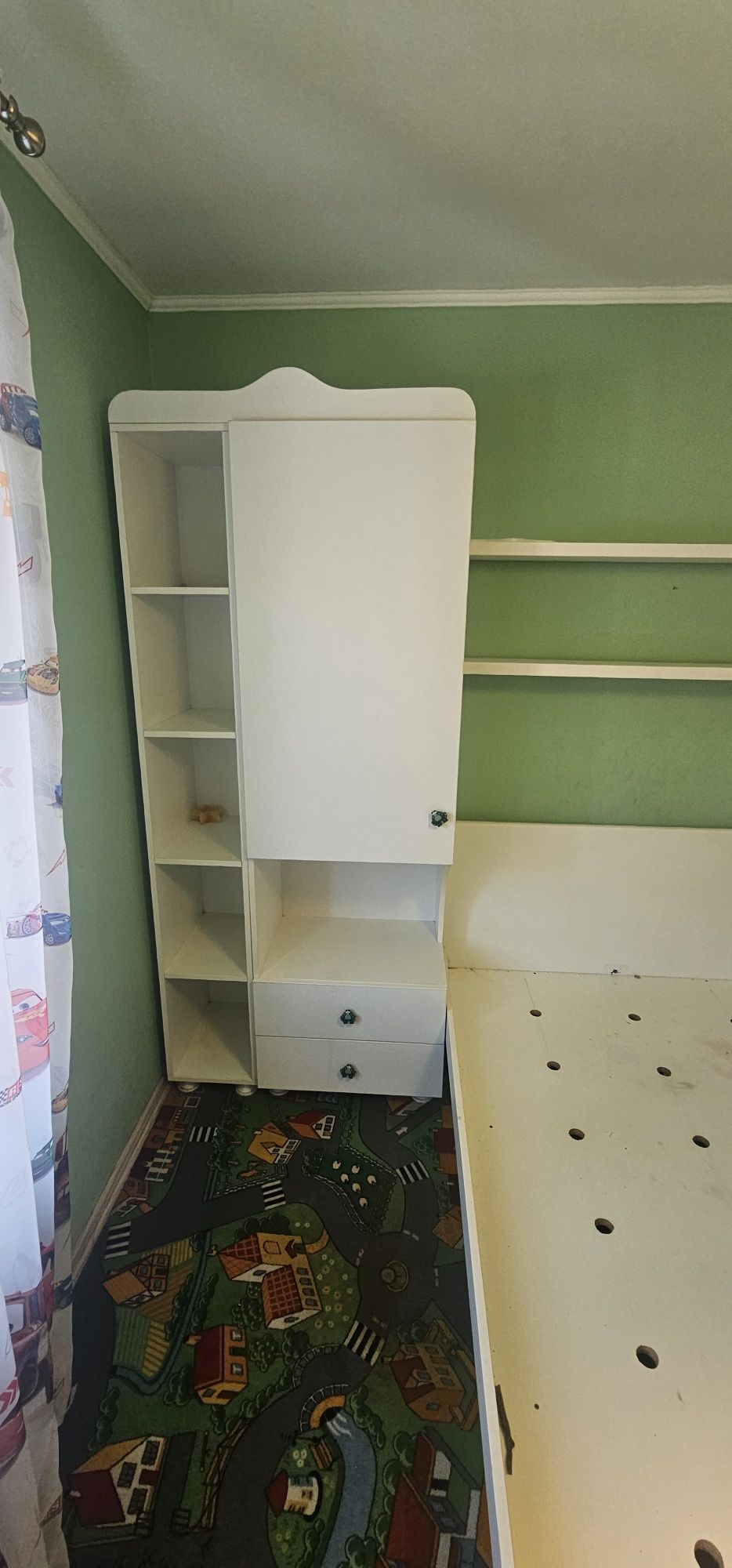 Vând mobilier camera copii