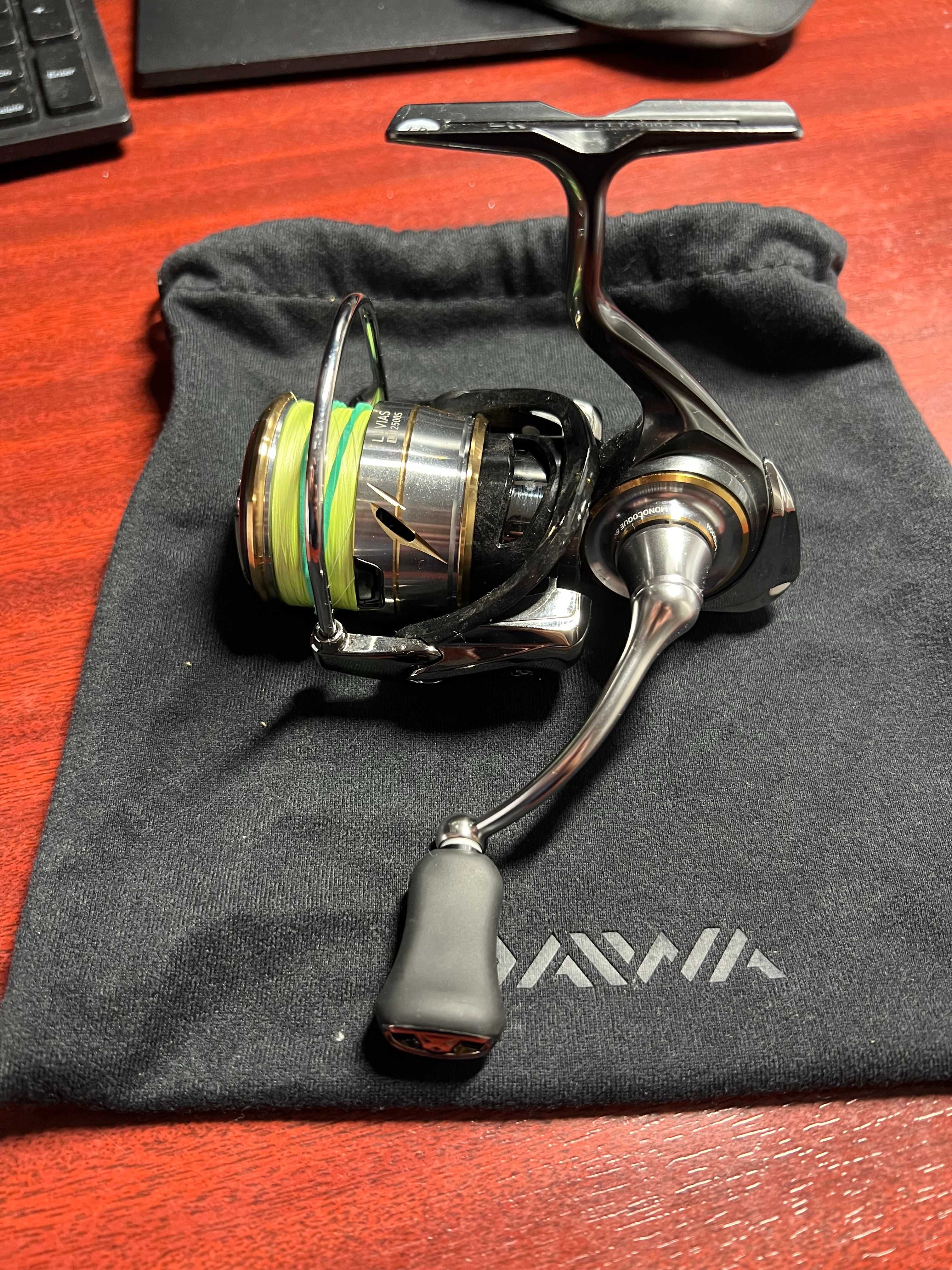 Mulineta Daiwa Luvias FC LT 2500S-HS