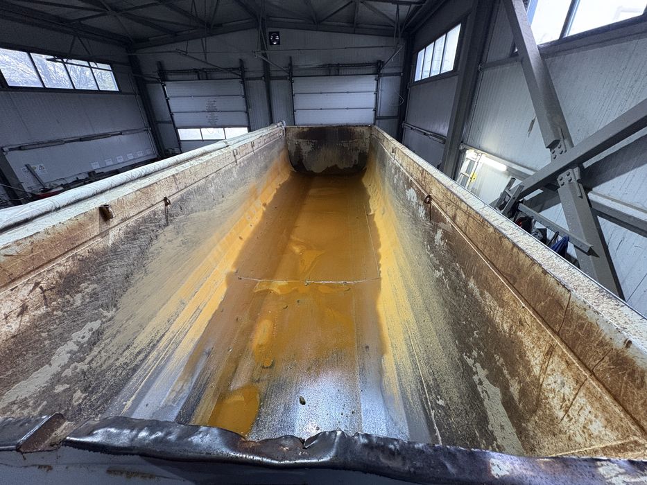 Semiremorca basculabila schmitz