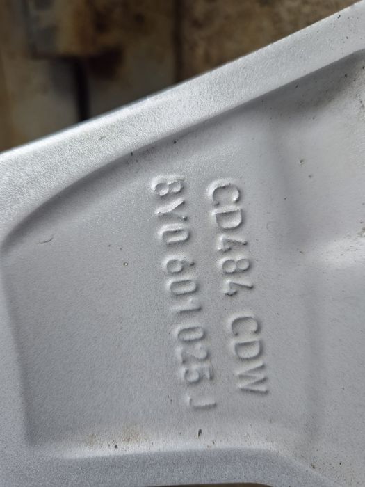 Roti iarna originale AUDI A3 S3 8Y, 8V, Sline, VW Golf 8, VW passat, A