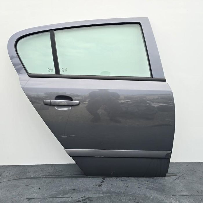 Portiera usa Z177 spate dreapta Opel Astra H facelift
