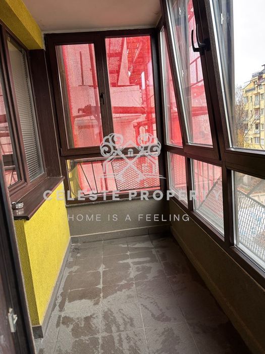 Дава се под наем Четиристаен апартамент в София, Стрелбище - 130 кв.м за 1000 € - Снимка #12