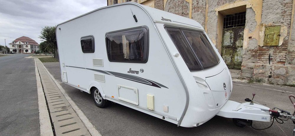 Rulotă Swift Jura Mobilata si Utilata 4 Persoane
